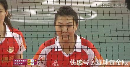 比分|袁心玥17扣10中6拦!王艺竹打出翻身仗,刘晏含被追发开局遭替换