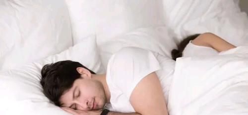 男性|男人衰老的标志“2大2差1臭”自己对照,一条没中,说明挺年轻