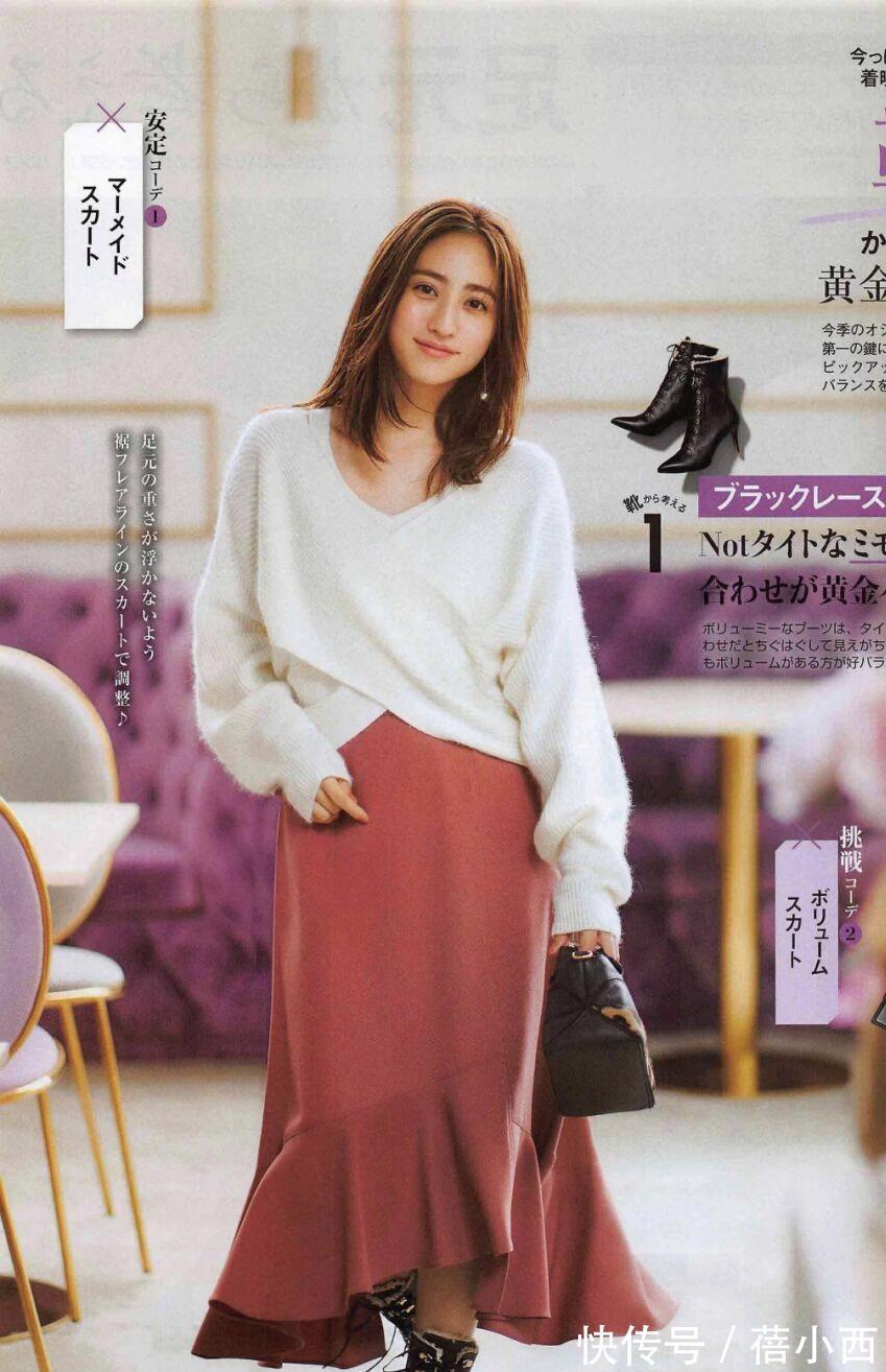 毛衣|半身裙想要穿的美就别太花哨,看看日本小姐姐的搭配,时髦又洋气