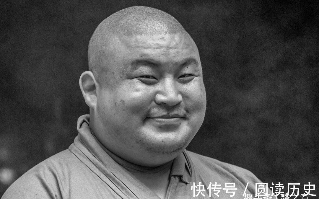 马四！清代奇案：一口鸡肉，三条人命，真是色字头上一把刀，死得活该！