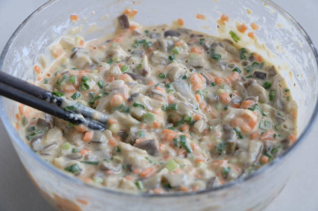 天冷最适合懒人的早餐，10分钟上桌，出锅就馋到流口水，太香了