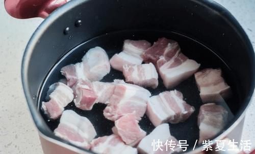 红烧肉|做红烧肉,有一种料不能放,会让肉发柴腥味大,牢牢记住正确用料