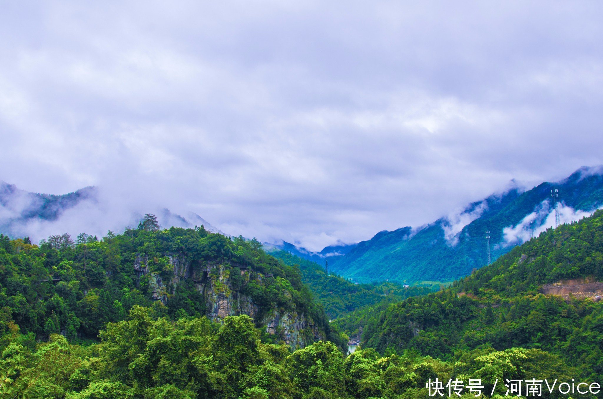 游客|藏于安徽深山里的桃源地，被称皖南小九寨，游客不多门票还不贵