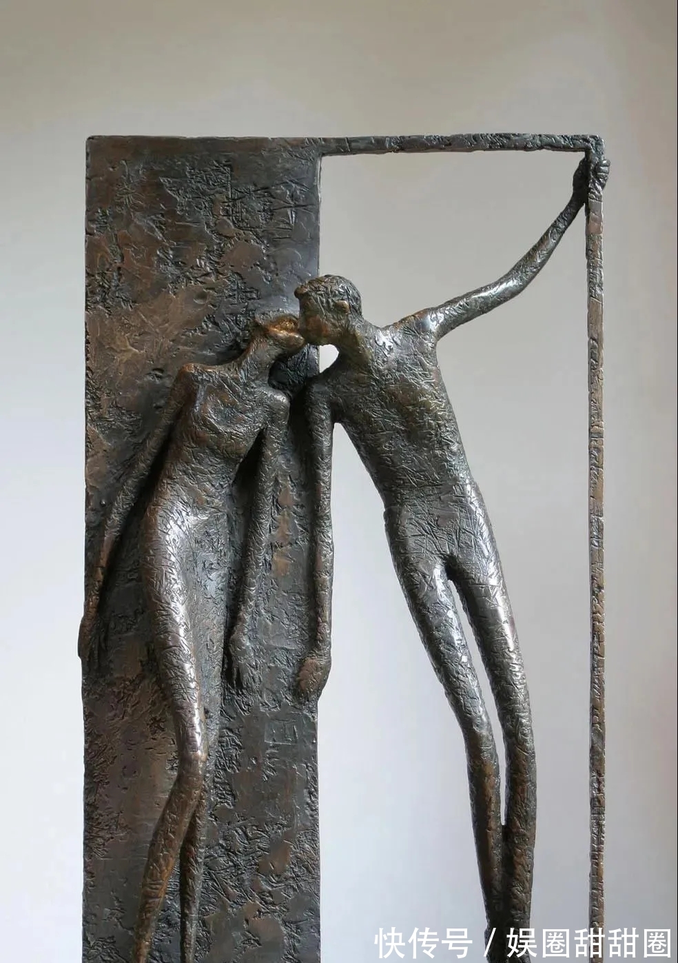 Quinn!Bob Quinn 和他的表现主义雕塑