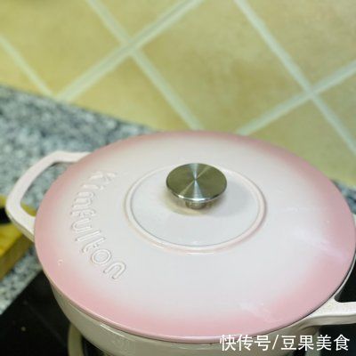 年夜饭｜连汤汁都不会放过的红烧肉卤蛋