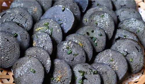 钙是牛奶的6倍！春天长个季，我常用它给娃做零食，比薯片还香！