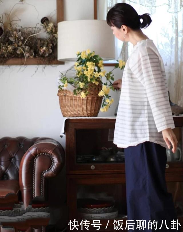 娃娃衫|矮胖还年纪大又怎样,看这位年过50的日本博主,穿搭舒适又优雅