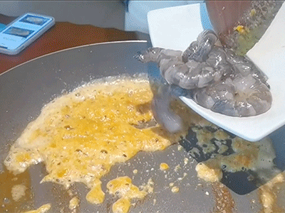 金汤虾仁豆腐羹，营养美味，补钙补锌还暖胃