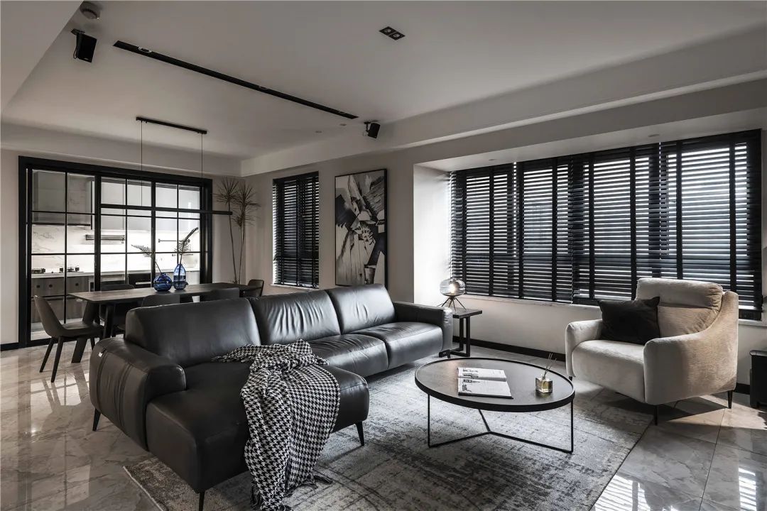 床头|114㎡现代,朴素简雅的空间,黑白配的设计,稳重端庄有档次