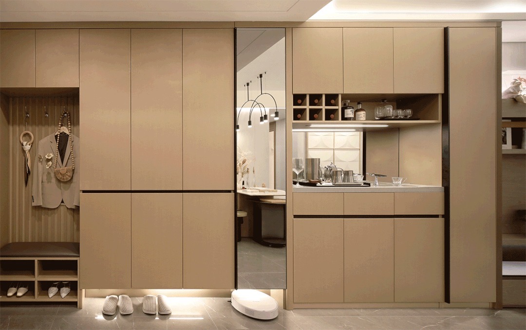 地铁|楼市潮退之后,有人在裸泳,有人却包揽广佛双冠!