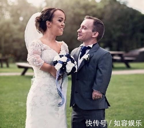 夫妻|侏儒夫妻生下二宝,这段爱情童话证明:世界没有矮人这一说法