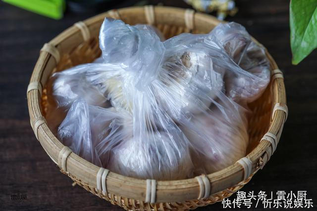 吃不完的大蒜易长芽简单1招，放1年都不会坏掉，今天才弄明白