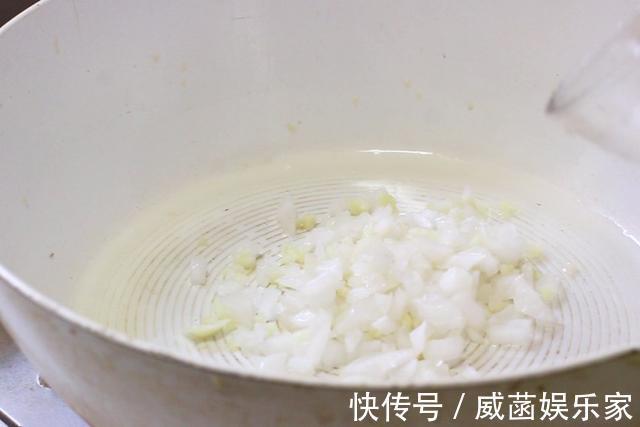 黄豆可以这么吃,口感软绵,酸甜开胃,孩子和女人最喜欢