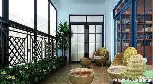 装修|有钱人“封阳台”的4种方式，大气实用，谁还说开放阳台不安全？