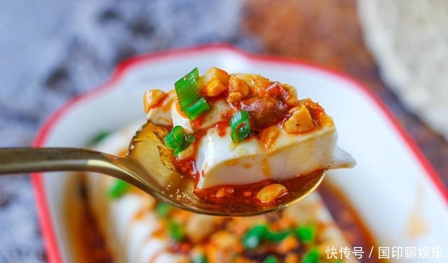 饭店卖18元一盘,自己做2块钱就搞定,端上桌就被分光了