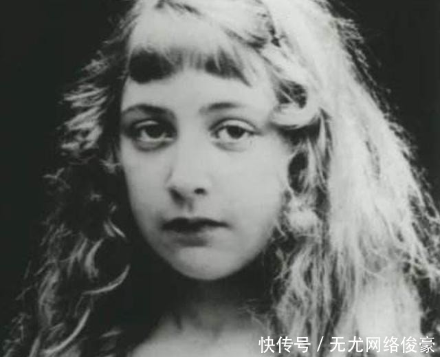 侦探|“侦探女王”阿加莎:用“琼瑶”一样的人生,创造78部侦探小说