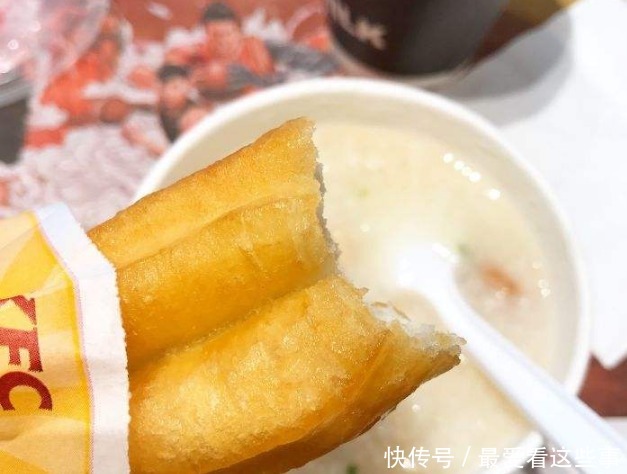 肯德基卖得“最惨”单品,为了营业额,只能和明星产品捆绑销售!