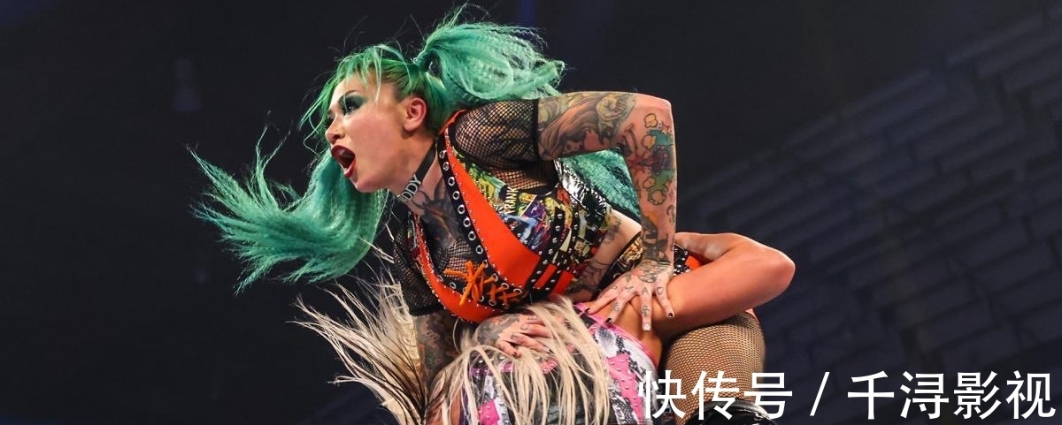 大布亮相今日SD,海曼上演終極背叛,羅曼·雷恩斯慘遭兩記F5!