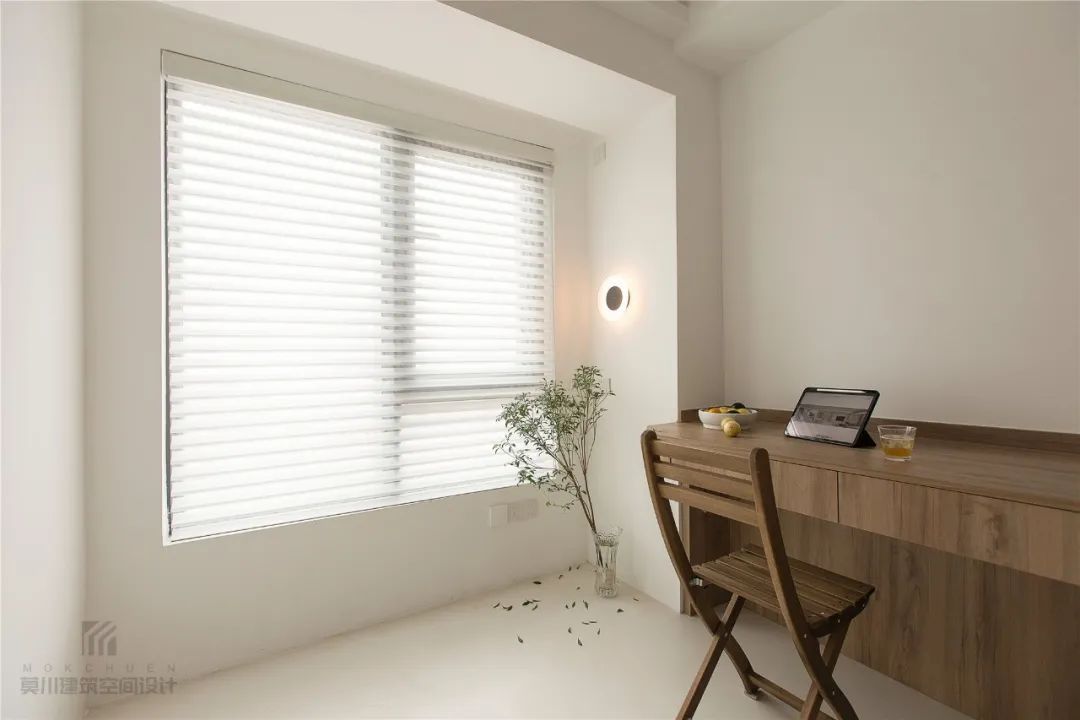 布置|90㎡现代侘寂风，极简的空间，优雅的线条，舒适的软装