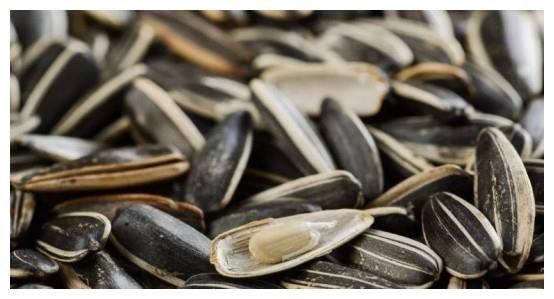 王大爷|52岁保安大叔脑梗离世,医生提醒:血脂高的人,3种素食要少吃