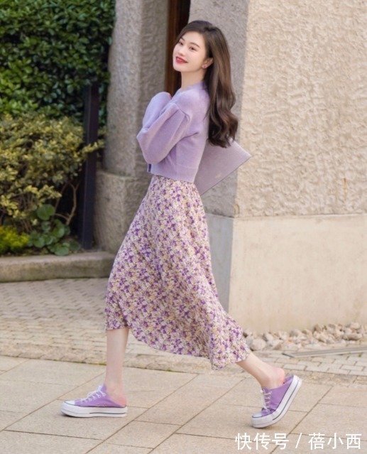 搭配 真正见过世面的女人,穿衣要“化繁为简”,简约高级美过同龄人