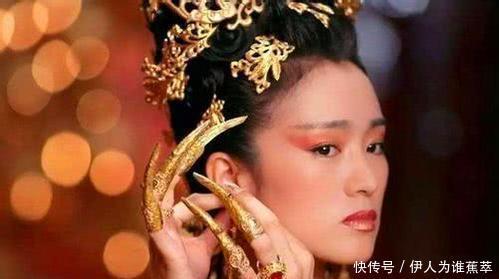 身份|大太监出宫,撞到一名女子,看了一眼她的手指,磕头说饶命!