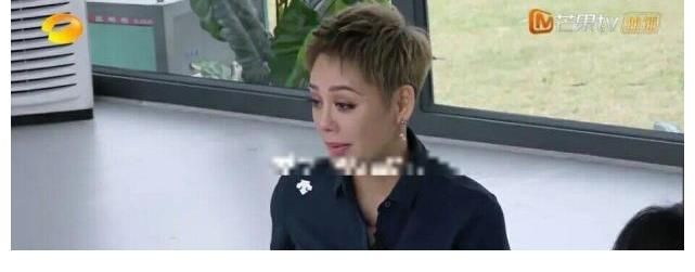 赞助|静姐不愧是静姐，她这实力调侃华为二公主的画面，真的是太显高情商了！