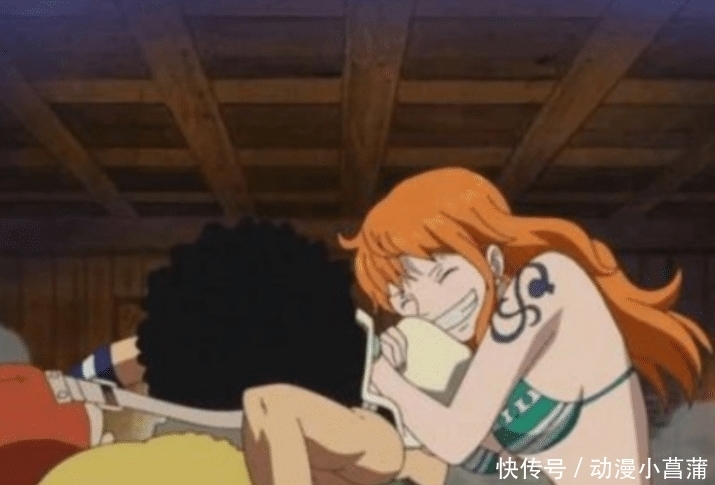 团魂溢出屏幕!山治帮娜美涂抹,乌索普熟悉娜美身体