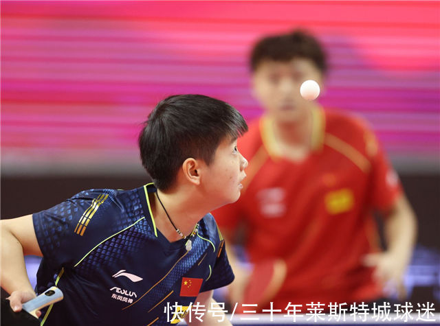 世乒赛|孙颖莎输男乒新人!李隼安慰小魔王,孔令辉早就说过男女队差距大