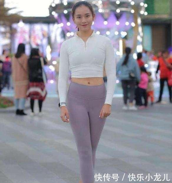 减龄 活力满满的打底裤装扮潇洒有气质,展现时尚体态,清爽减龄