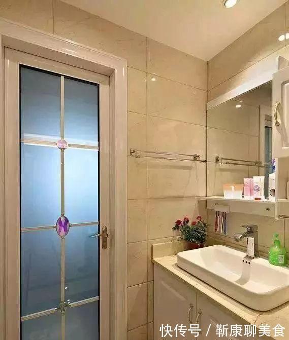 推拉门|卫生间就这样装非常漂亮,洗澡也方便,一天连洗三次都不过瘾
