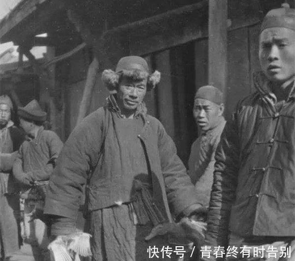 老照片|老照片清朝末年的各色人等，最后一个是绝色美女！