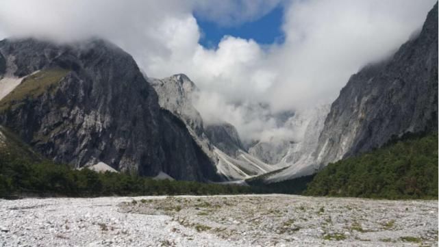 海量美图来袭！走进干河坝感受不一样的玉龙雪山