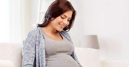 动作|孕期间要注意避免做这四个动作,很可能会让宝宝受伤