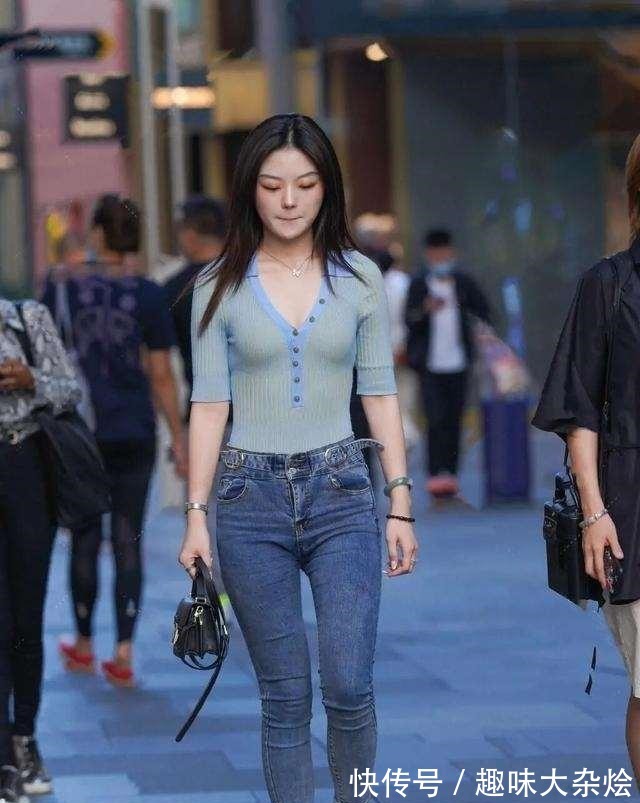 懒人|瑜伽裤是懒人出门快速穿搭服饰,拉长身材比例,夺人眼球!