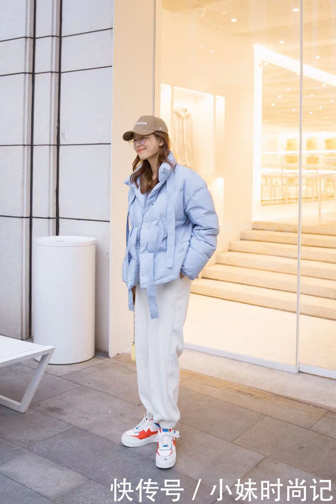 清爽又有气质的穿搭可以学起来喽, 这一身造型很有气质