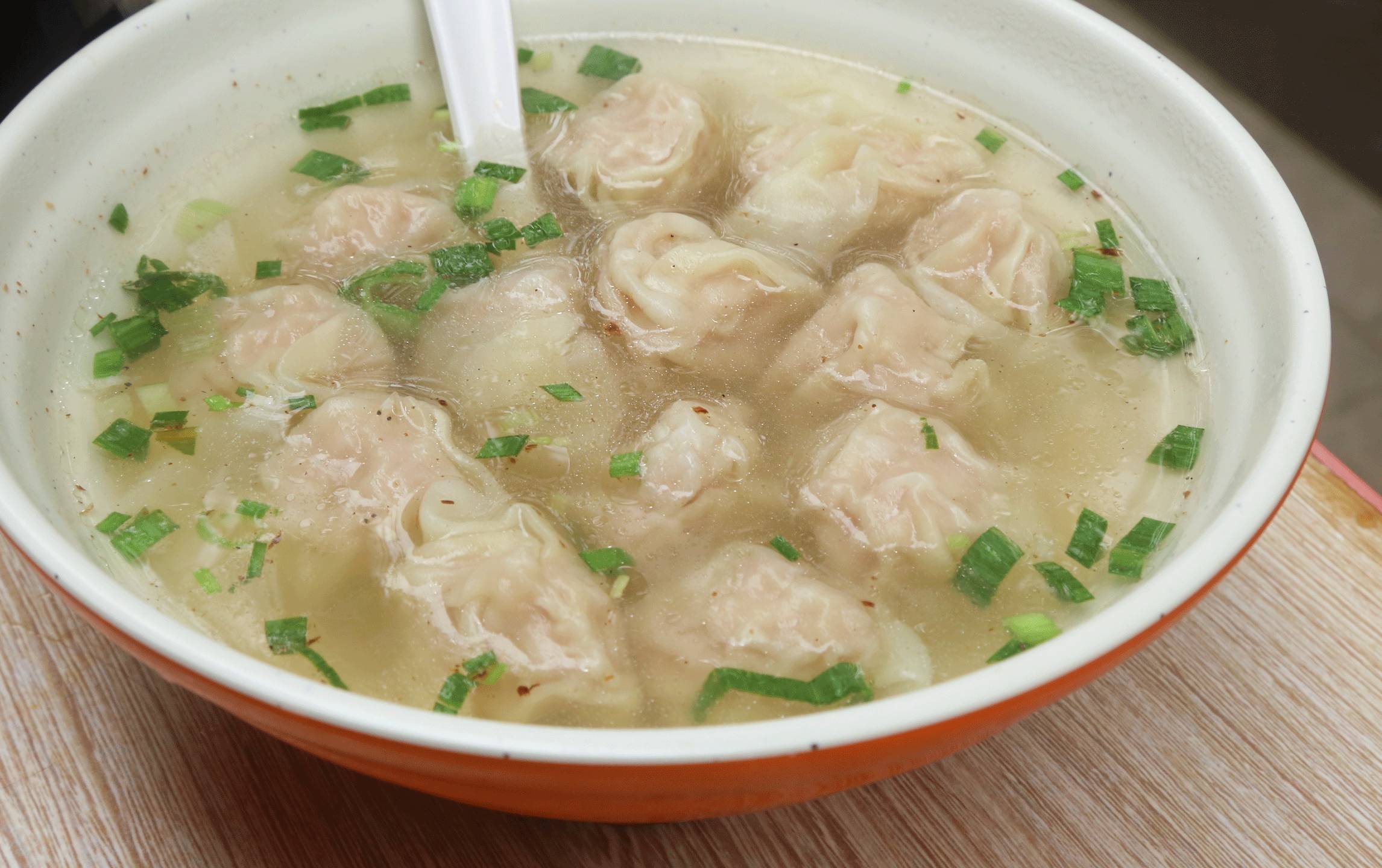 饺子和馄饨做法差不多，味道完全不同，它们之间有什么区别