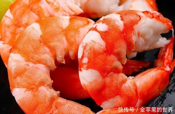 才知道,白灼虾要煮几分钟,大厨牢记这3点,虾肉鲜嫩无腥味