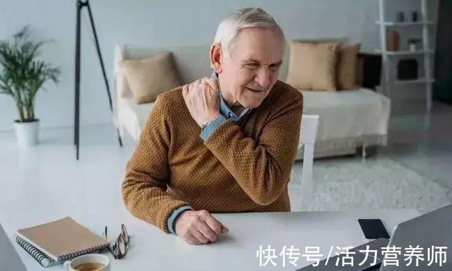 实际性|老年人养生经常拉筋、压腿,对身体健康有没有实际性危害?有真相