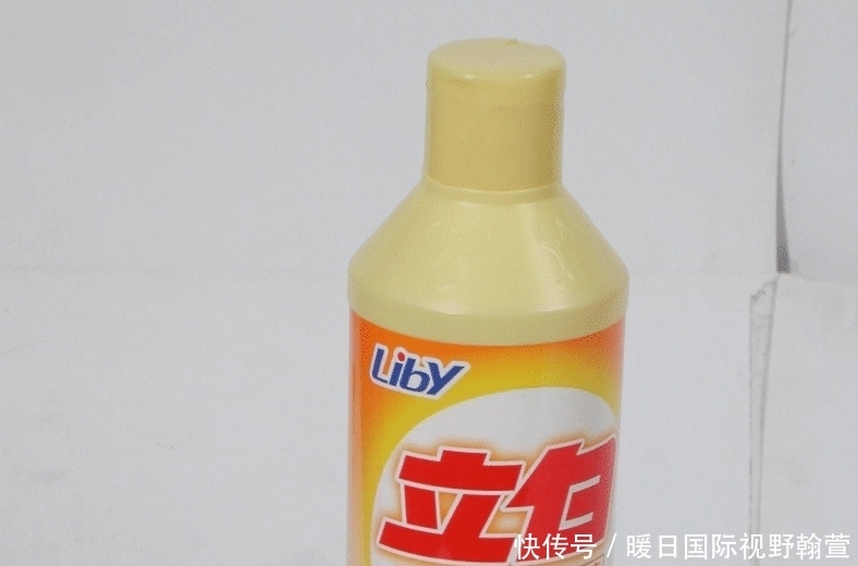 家里的卫生难清理,有没有高效清洁剂呢?自己做一瓶吧