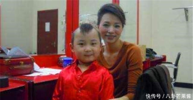 当年红遍中国的“年画娃娃”,已逝去5年,唯一妹妹后来如何