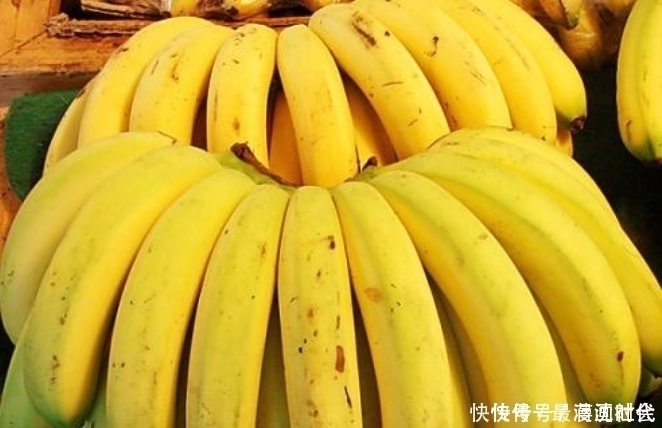 香蕉小米粥|香蕉和此物一起煮,每天一碗,大肚子平了,给肠胃“洗洗澡”