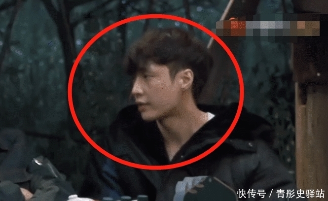 张艺兴 《向往5》张艺兴吃完饭就睡觉,粉丝知道原因后,弹幕被刷屏了