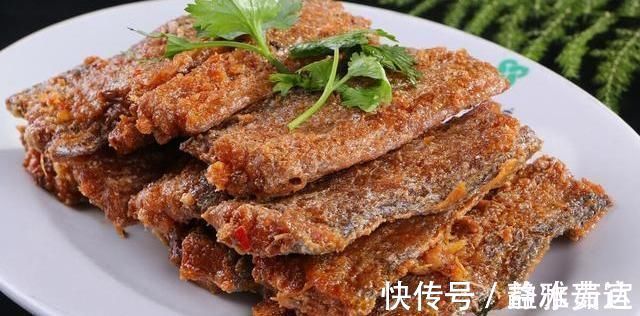 面糊|煎带鱼,挂面糊还是裹淀粉?厨师说漏嘴:都不对,这才是正确做法