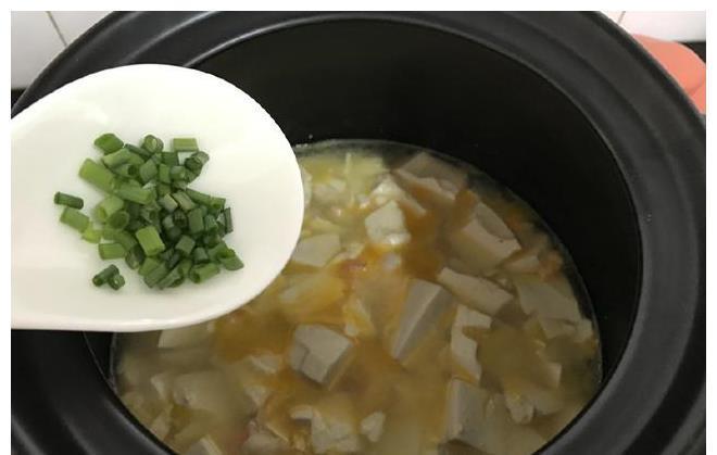 补钙|豆腐加入这两样，鲜美入味还补钙，营养丰富易吸收，孩子要常吃