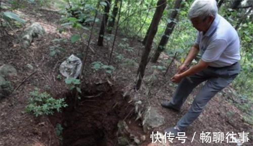 孙老汉|湖北一老汉家祖坟冒青烟,专家闻讯赶来,勘测后面如土色:封山