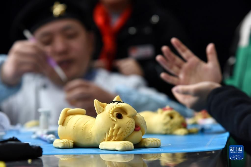 金虎|山东青岛：“金虎”花饽饽惹人爱