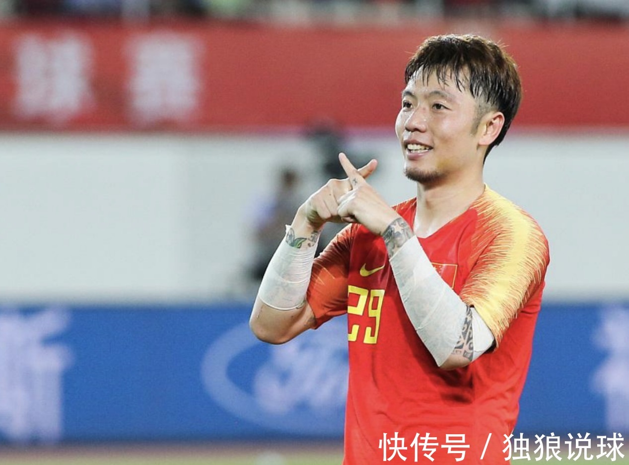 中国国足|国足阵容即将确定?李霄鹏广州选2大将,李铁信赖之人回归?
