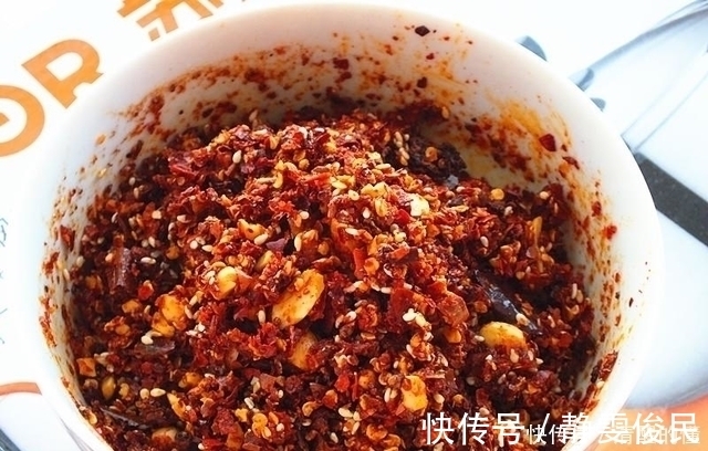 我做的辣椒酱特别香,因为我放了这两样,邻居都来管我要做法!