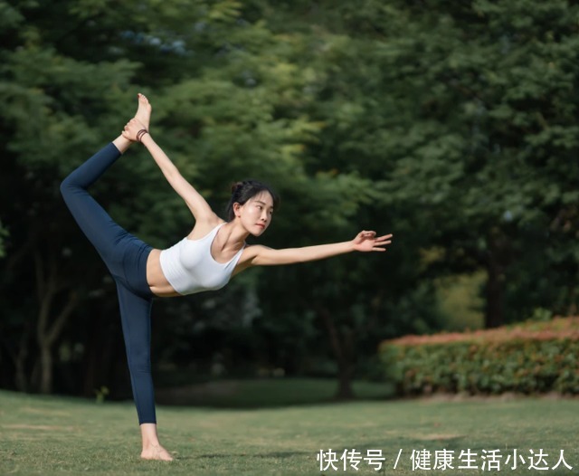 结石|为了减肥，不吃早餐，21岁女孩胆囊里挤满结石，只能手术摘除